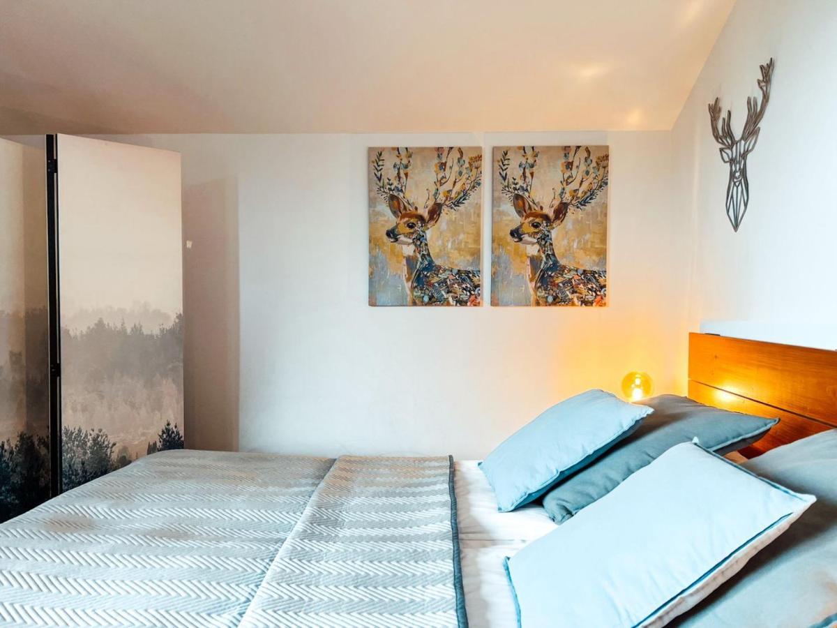 シュチルク Przystanek Gory Bed & Breakfast エクステリア 写真