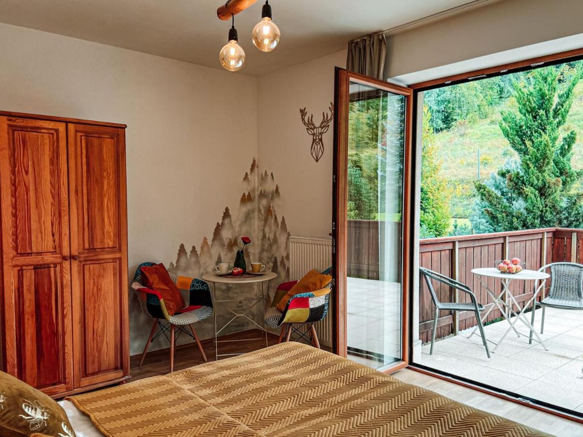 シュチルク Przystanek Gory Bed & Breakfast エクステリア 写真